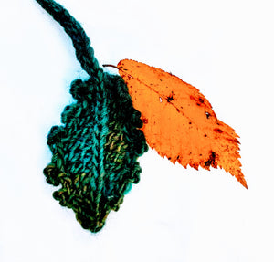 Free Crochet Pattern: 3D Leaf Motif