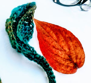 Free Crochet Pattern: 3D Leaf Motif